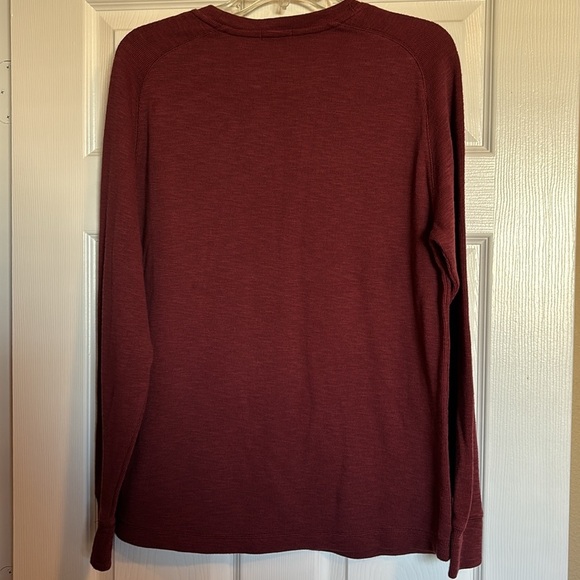 Banana Republic men’s maroon lightweight tight knit sweater size large - Picture 6 of 9